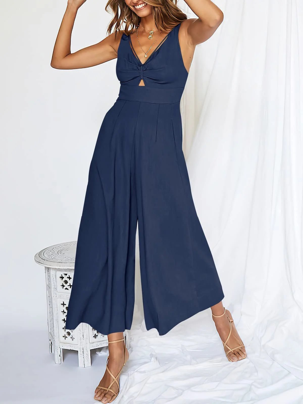 2024 New V Neck Cutout Wide Leg Jumpsuits(❤️Buy 2 Free Shipping❤️)