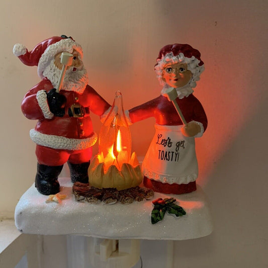 🎅🔥Christmas Santa and Mrs. Claus Campfire Nightlight