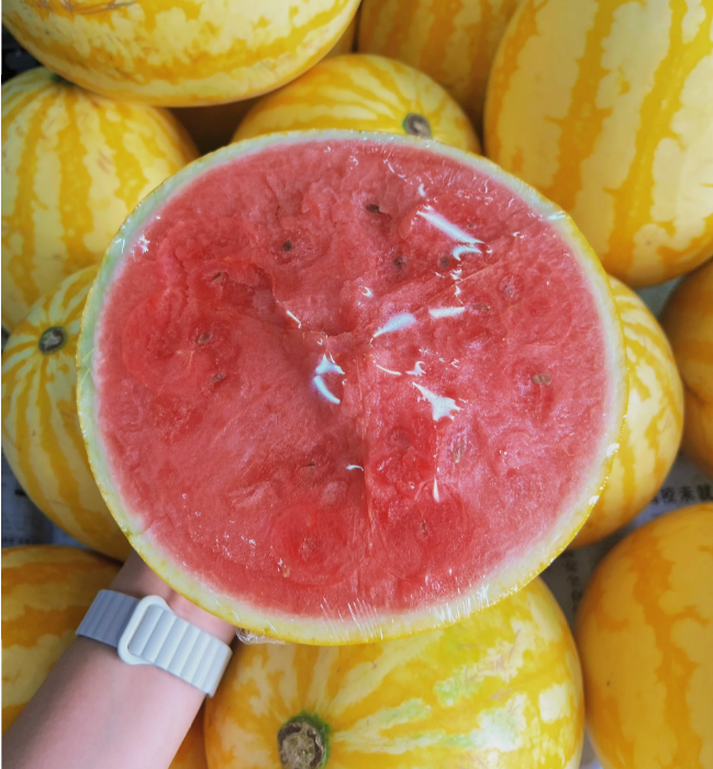 Yellow Skinned Red Flesh Watermelon Seeds