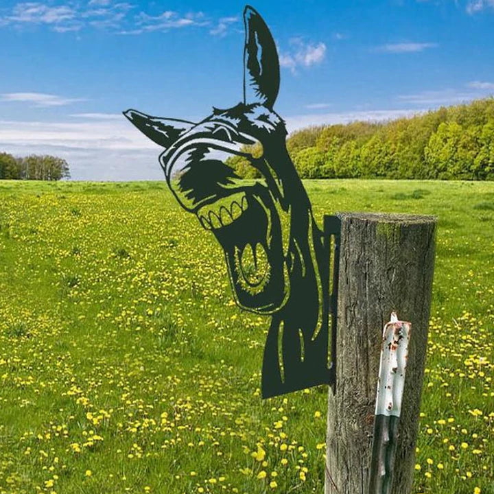 Outdoor Garden Farm Peeping Goat Metal Artwork Indoor Decoration