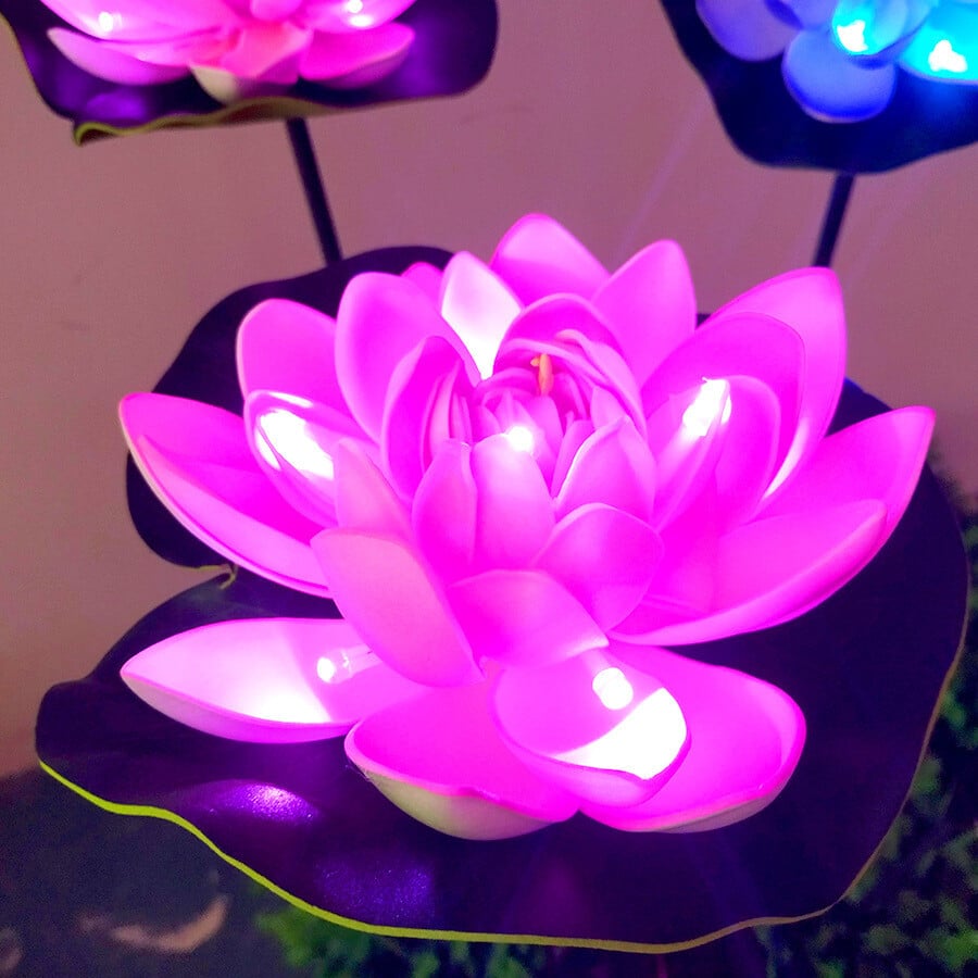 Last Day (40% Off) 🌻Waterproof Solar Garden Lotus Light