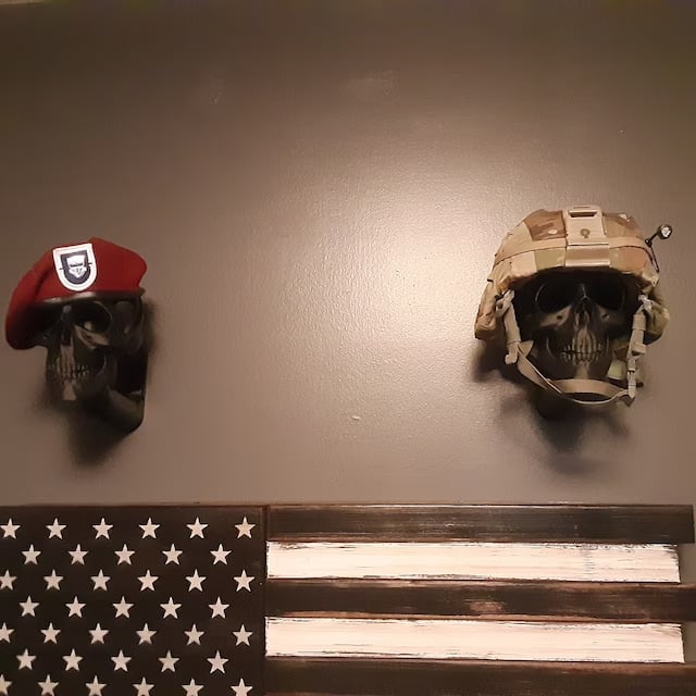 💀 3D Skull Helmet Display Package