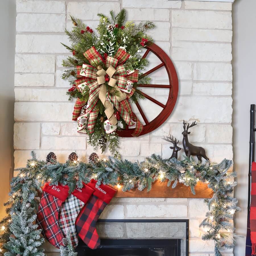 Farmhouse Wagon Wheel Wreath