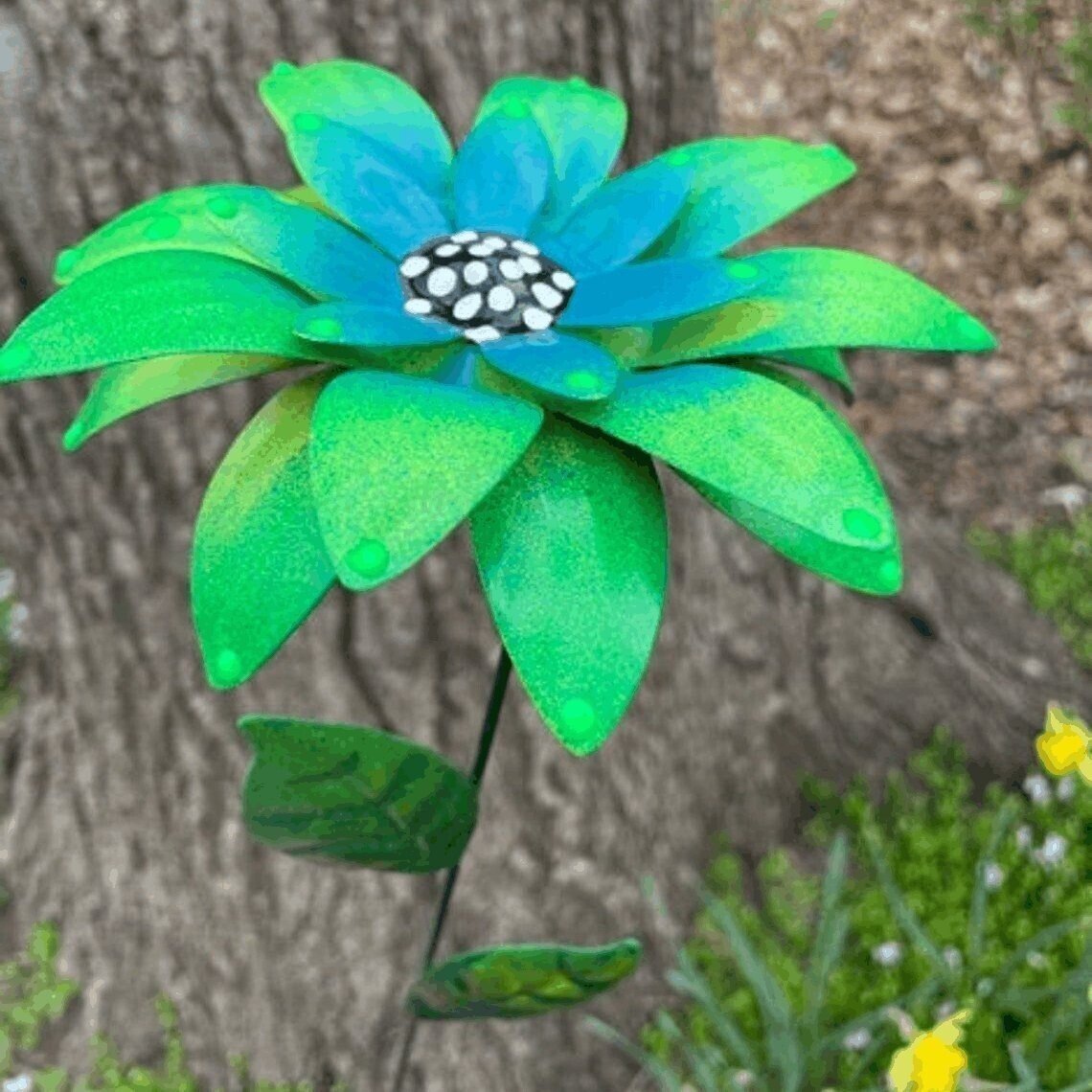 🌼Unleash the Beauty of Your Garden! -unique metal flower🌼