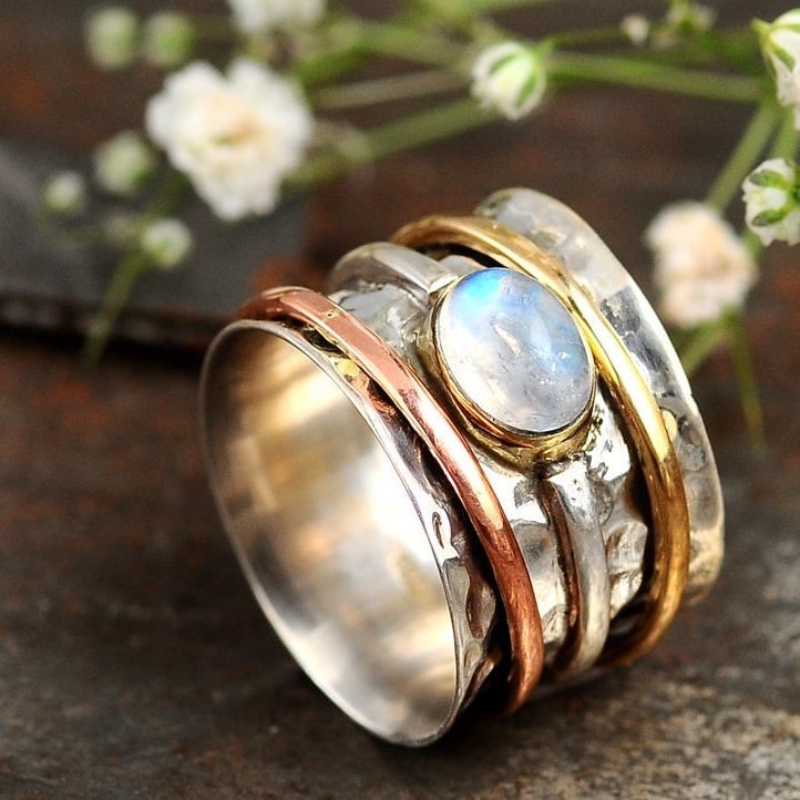 🎁Wide Band Two Tone Moonstone Spinner Ring