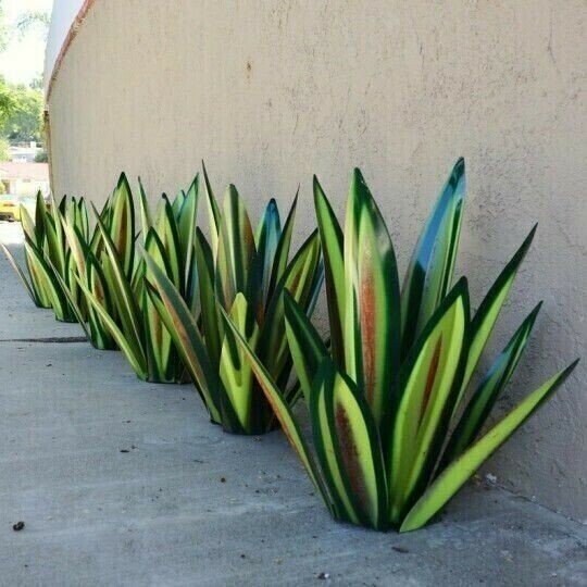 Waterproof Solar Garden Agave Lamp🌵Anti-rust Metal Led Tequila Agave Plant-Perfect for garden