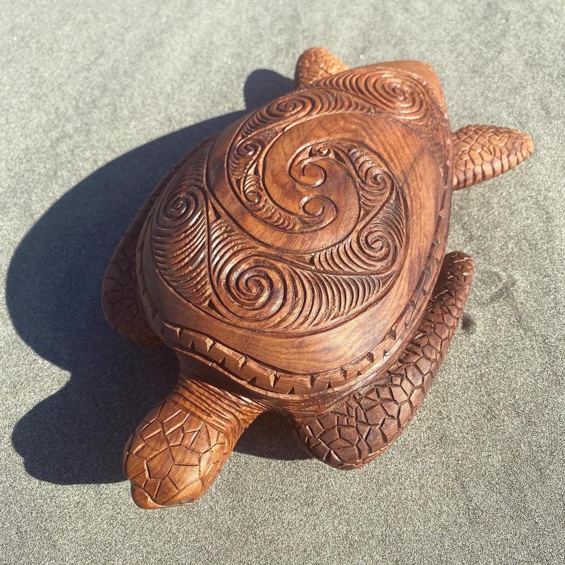 🔥Hawaiian Turtle Woodcarving