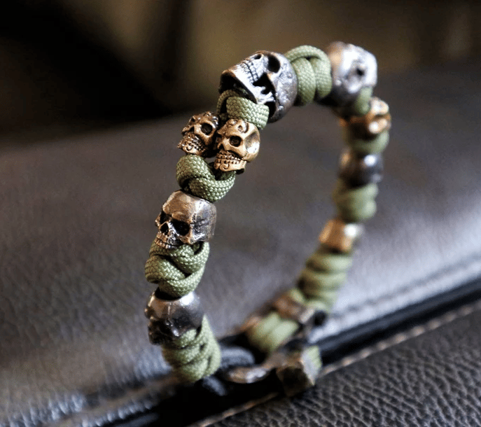 🏴‍☠💀The Skull Army Paracord Bracelet📿