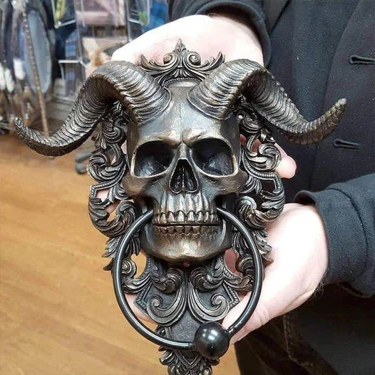 ☠️😈Horned God Skull Hanging Door Knocker