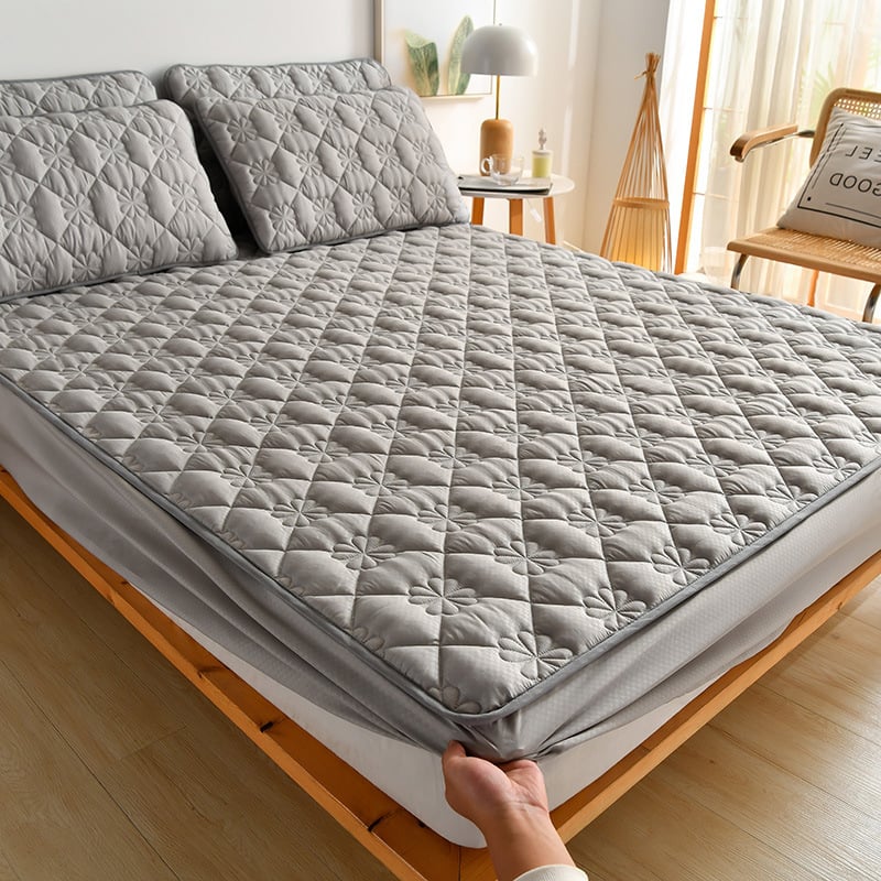 🎁Hot Sale!! 50% OFF-Sale🔥2023Latest Breathable Silky Mattress Cover